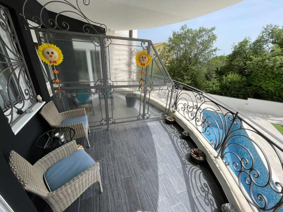 Lux Apartment Mms1 Krimovica Eksteriør billede
