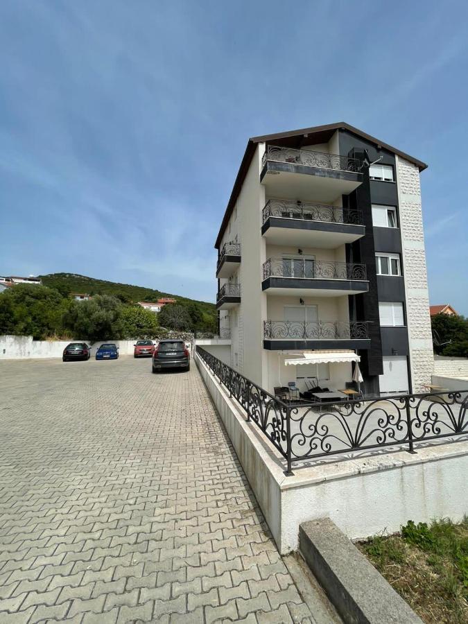 Lux Apartment Mms1 Krimovica Eksteriør billede